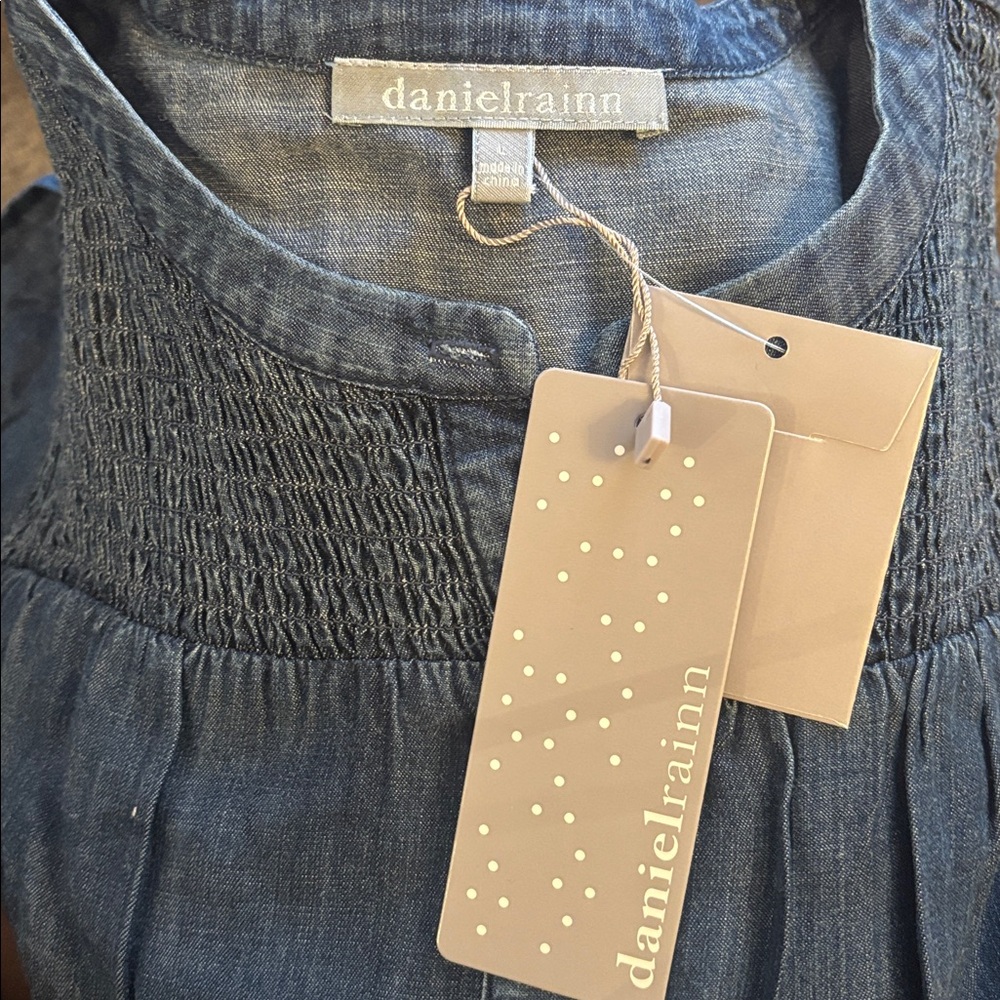 Daniel Rainn Yvette Smocked Button Down Blouse - Picture 6 of 7